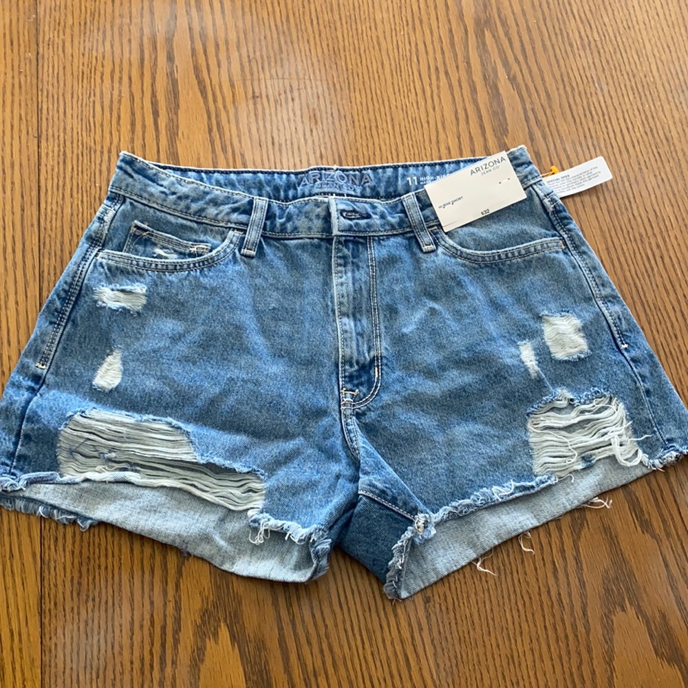 Arizona Jean co. (Hi-rise shorts)